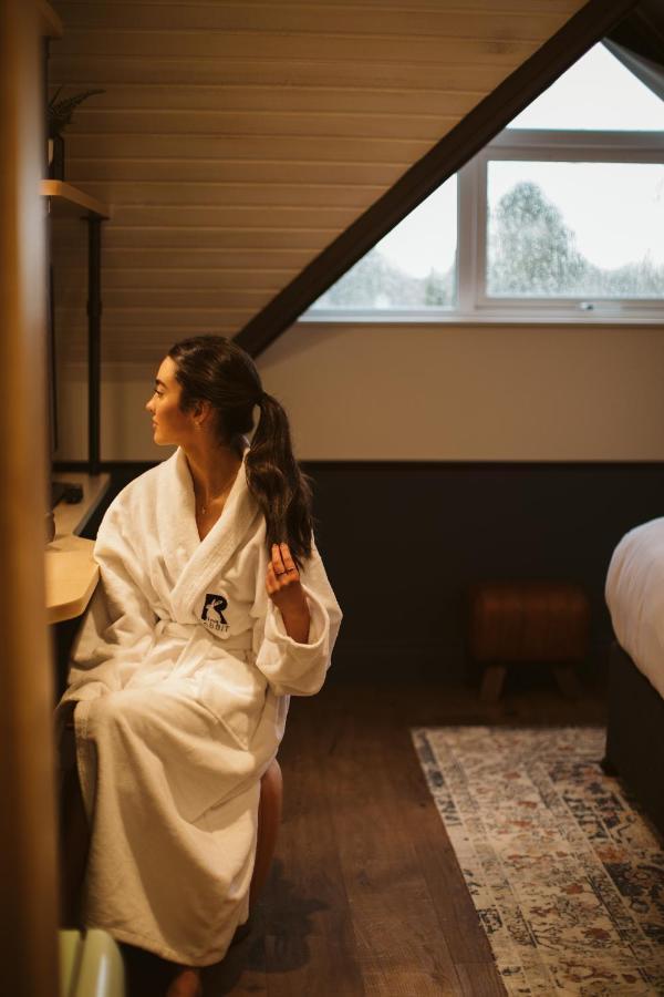 The Rabbit & Retreat Темплпатрик