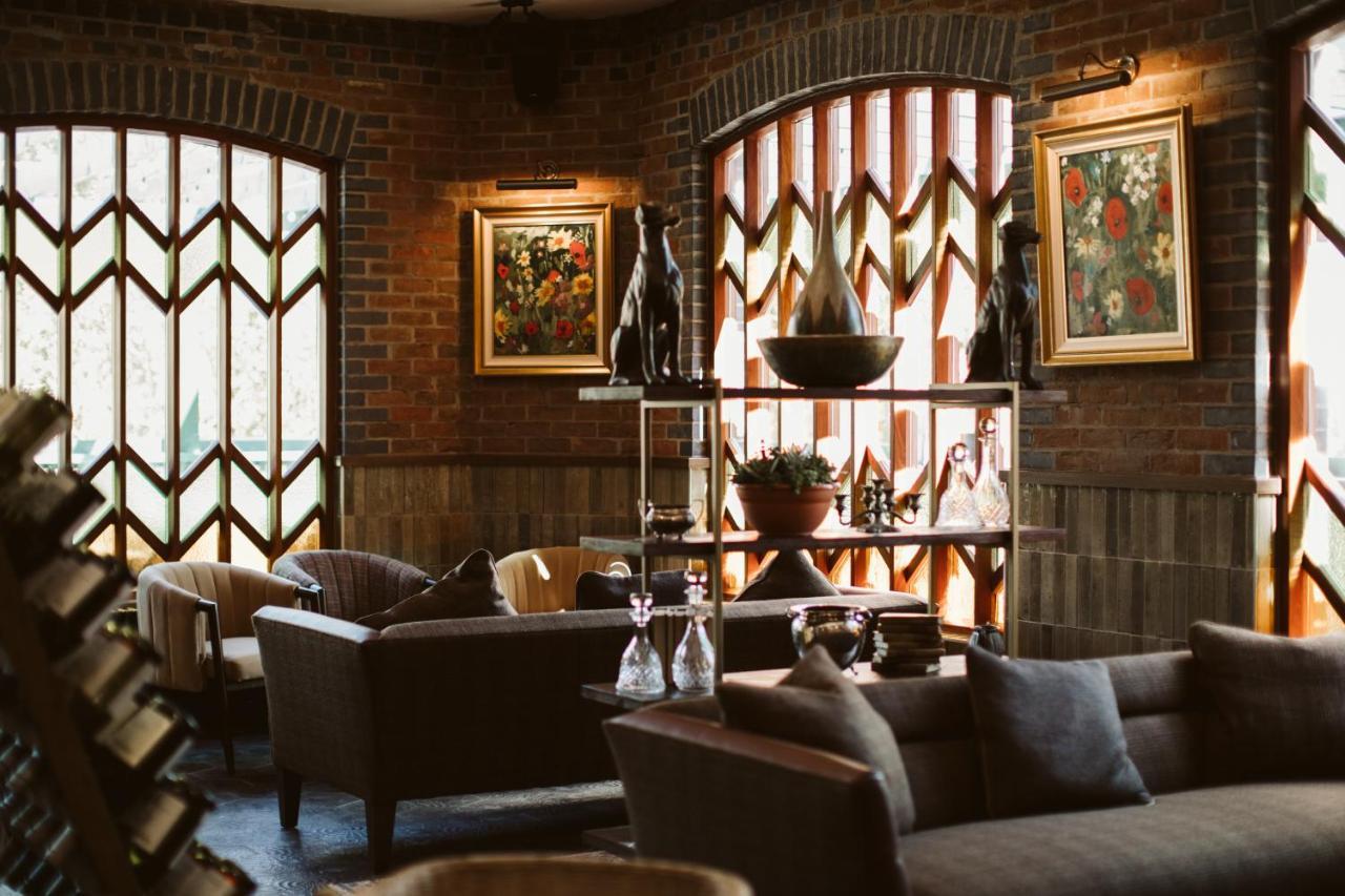 The Rabbit & Retreat Hotel