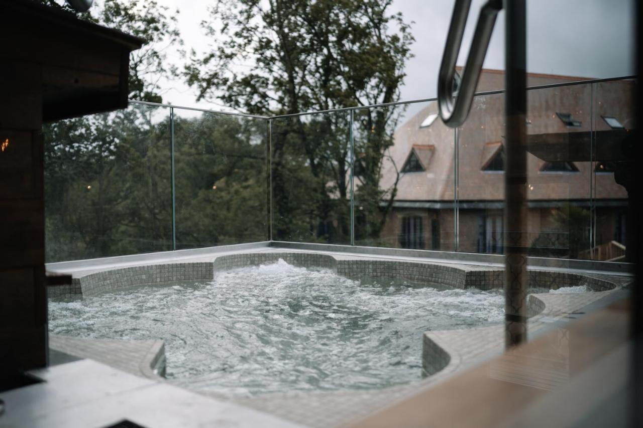 The Rabbit & Retreat Hotel